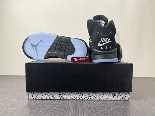 Air Jordan 5 “Black Metallic Reimagined” HF3975-001
