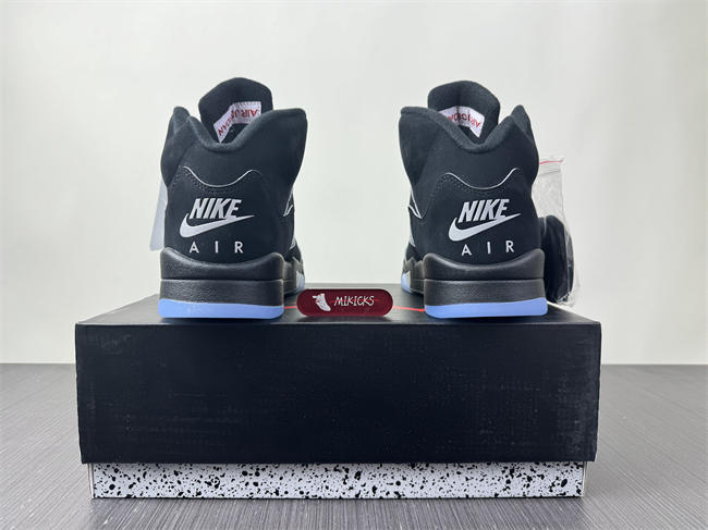 Air Jordan 5 “Black Metallic Reimagined” HF3975-001