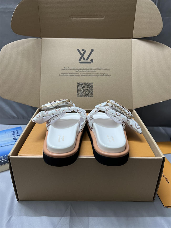 LV1S 012