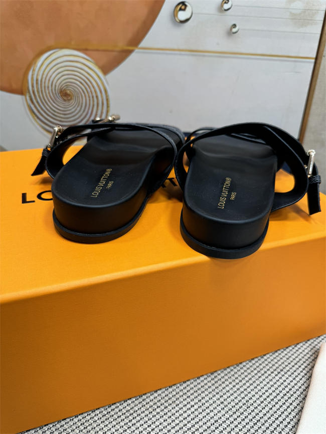 LV1S 022