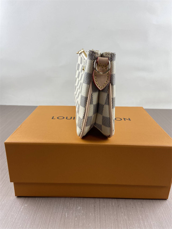 Pochette Liv