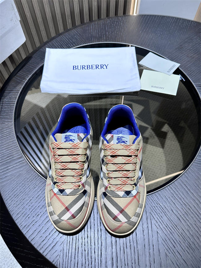 Bv*b*rry sneaker
